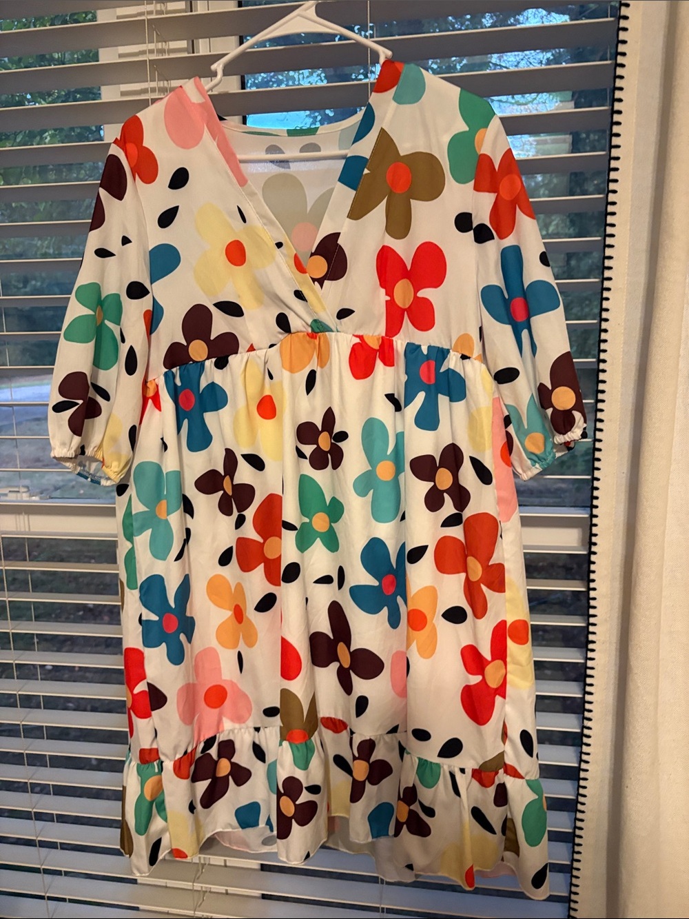 Girls' White Floral Puff-Sleeve Dress